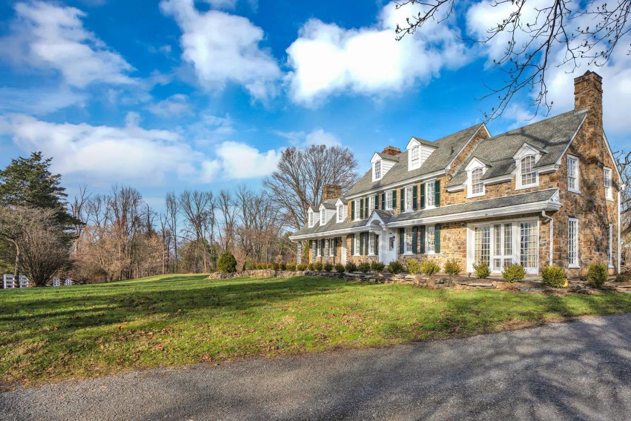 Chimney Hill Estate Inn Ламбертвілл Екстер'єр фото